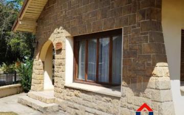 Casa en venta sobre Av. San Martin- El Bolsón