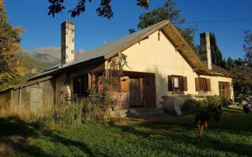 Casa sobre lote de 1226 m2 espectacular ubicacion